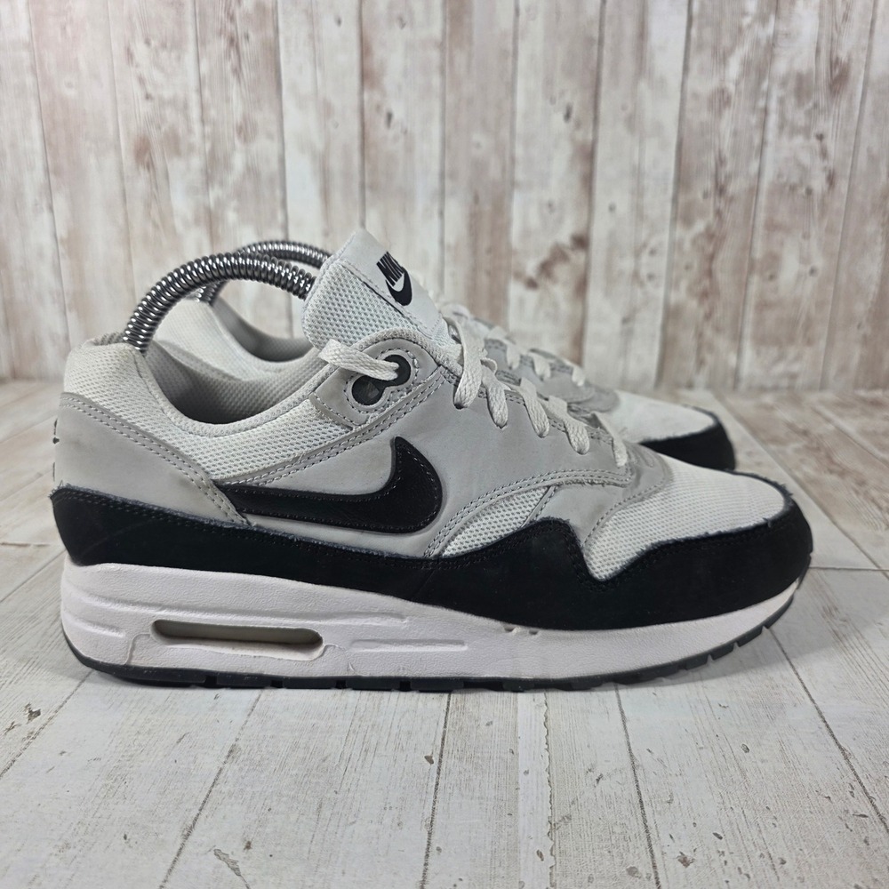 Nike Air Max 1 Light Smoke Grey Black White DZ3307-106 Womens 8.5 / Kids 7Y